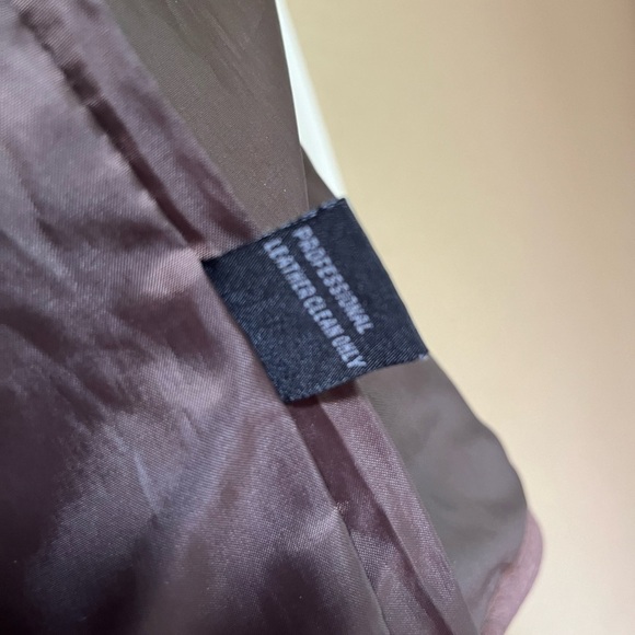 Lovely leather jacket.#24/ Plus Chocolates:) - Picture 4 of 7